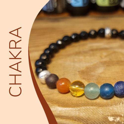 Chakra-Armband mit Onyxsteinen veredelt